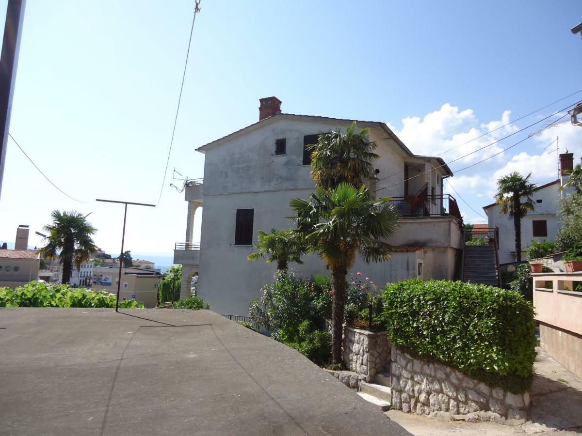 Apartments Matuc Malinska Exterior foto